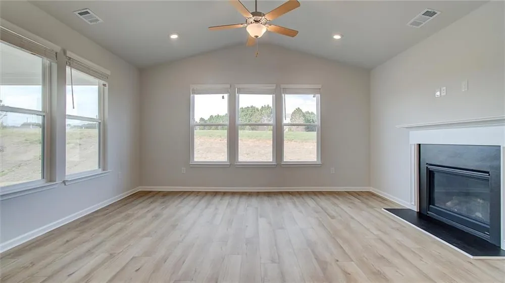 536 Redcrest Drive Locust Grove, GA 30248