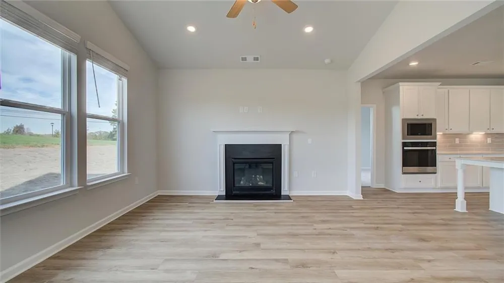 536 Redcrest Drive Locust Grove, GA 30248