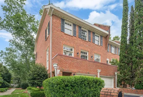 420 Jefferson Circle