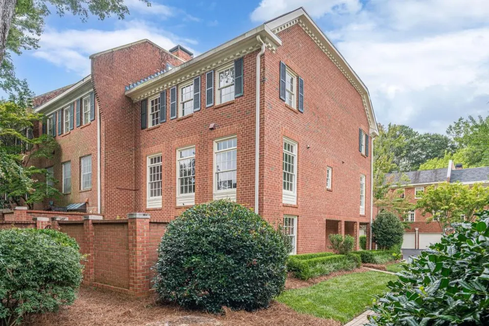 420 Jefferson Circle Sandy Springs, GA 30328