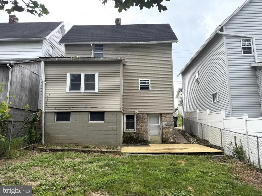 321 E LAMB STREET Bellefonte, PA 16823