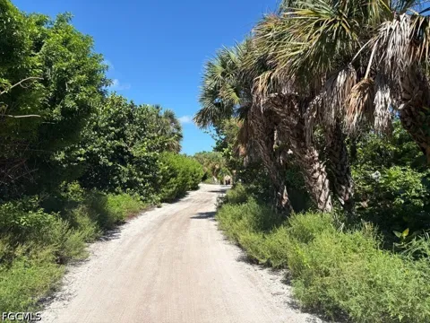 Smugglers Drive