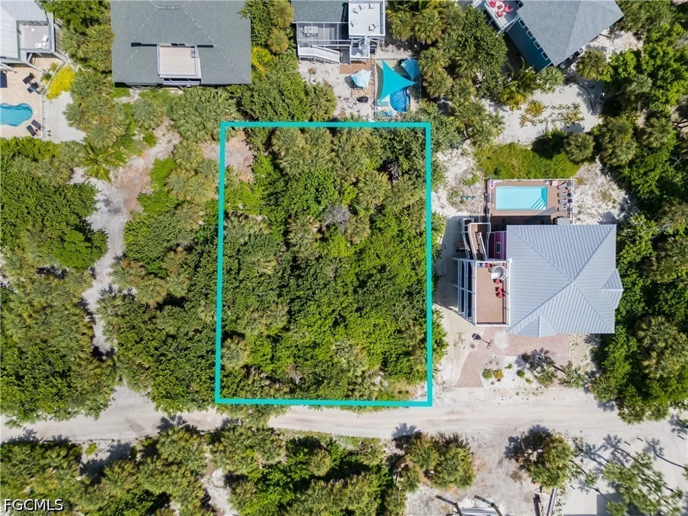 Smugglers Drive Captiva, FL 33924