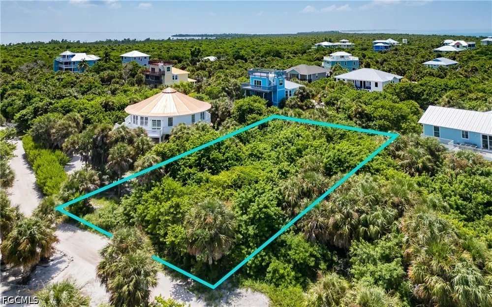 Smugglers Drive Captiva, FL 33924
