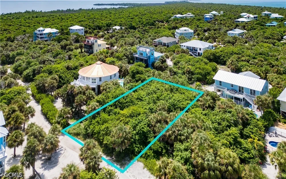 Smugglers Drive Captiva, FL 33924
