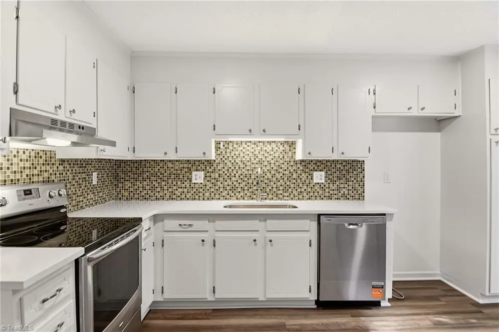 1636 Windsong Court Winston-Salem, NC 27127