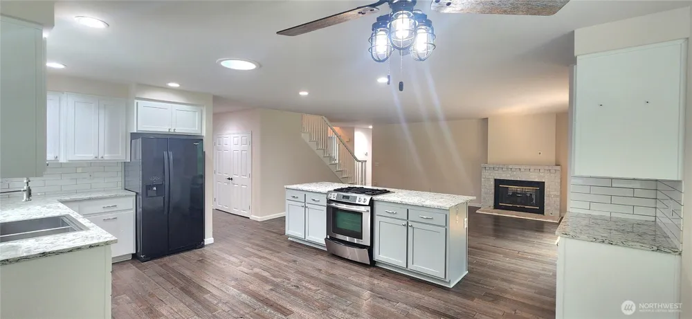 30680 State Highway 3 Poulsbo, WA 98370