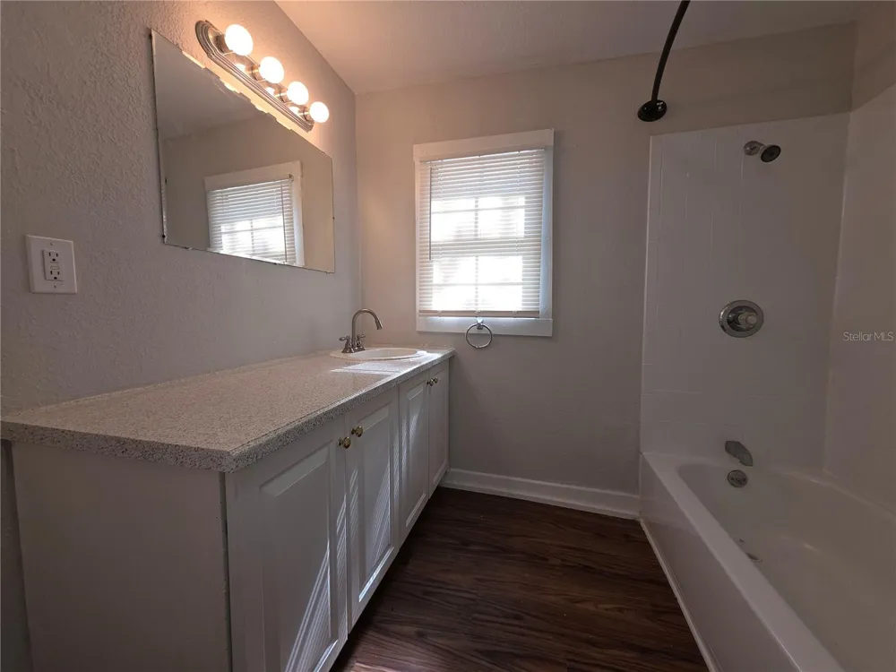 2110 W 41ST STREET Jacksonville, FL 32209