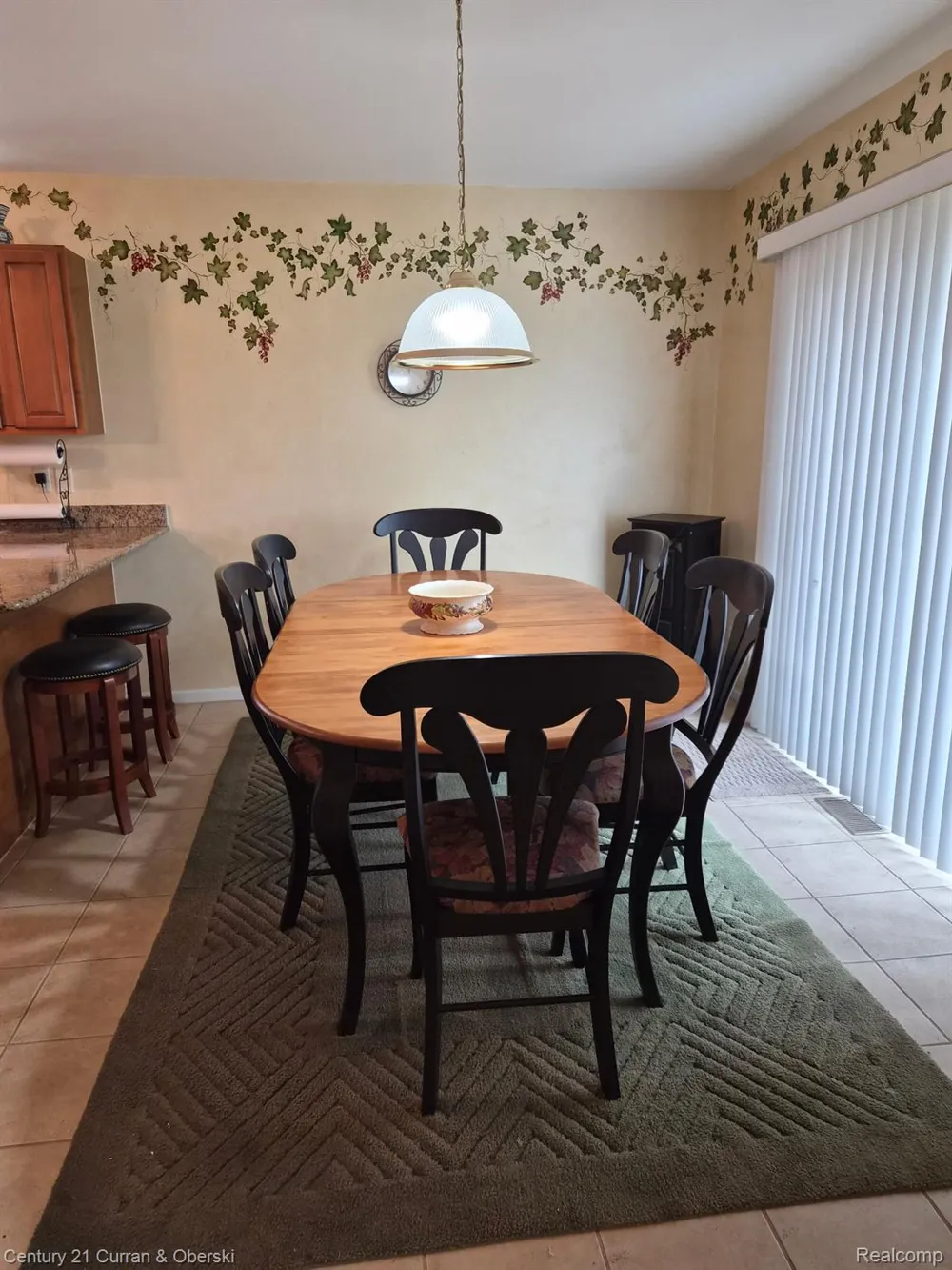 6123 Lochmore Drive #71 Commerce Charter Township, MI 48382
