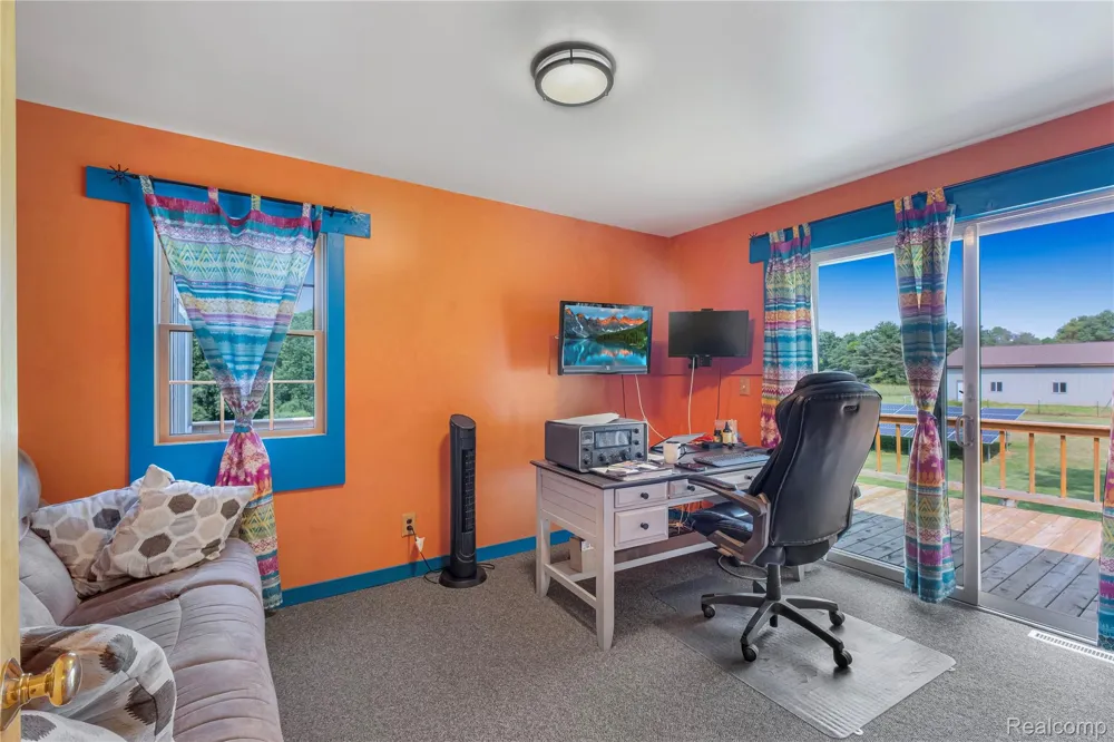 6776 Farley Road Putnam Township, MI 48169