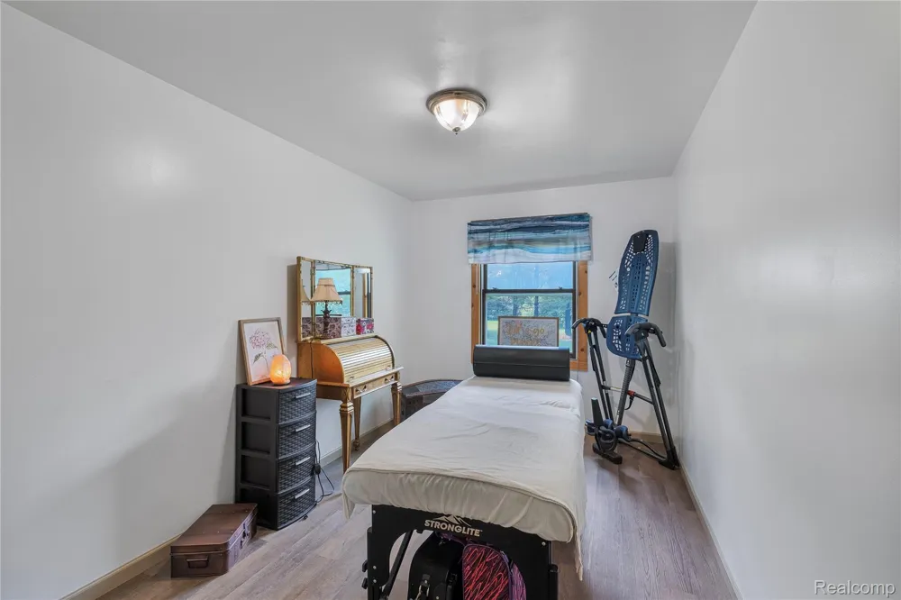 6776 Farley Road Putnam Township, MI 48169