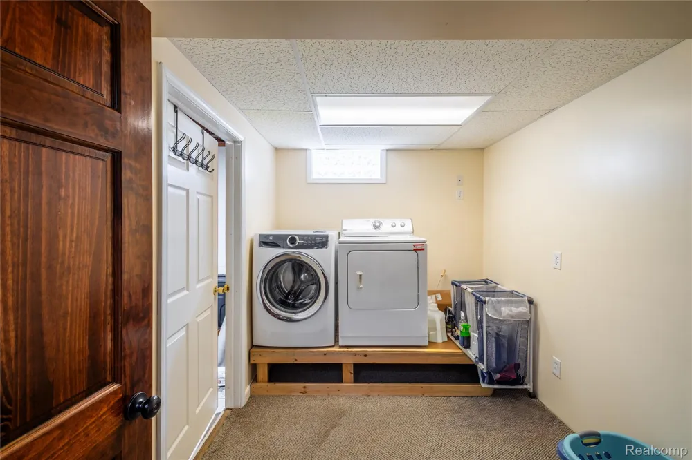 6776 Farley Road Putnam Township, MI 48169