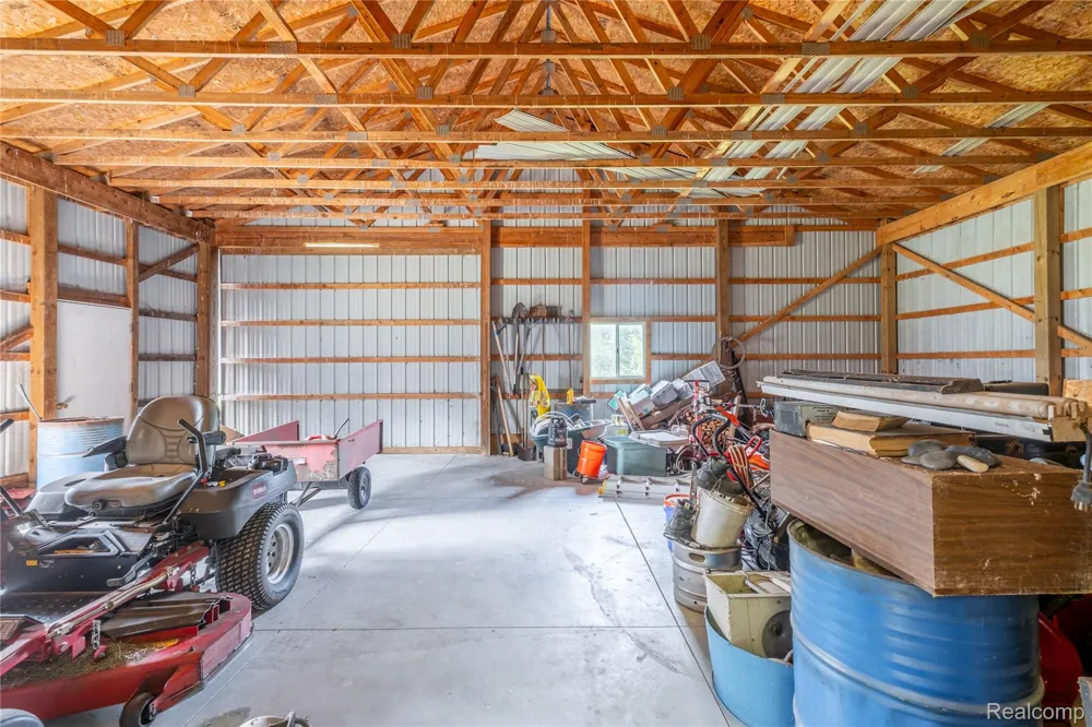 6776 Farley Road Putnam Township, MI 48169