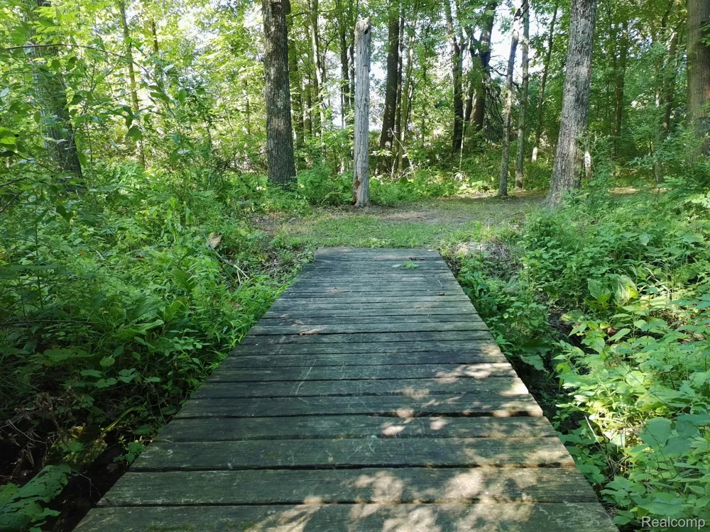 6776 Farley Road Putnam Township, MI 48169