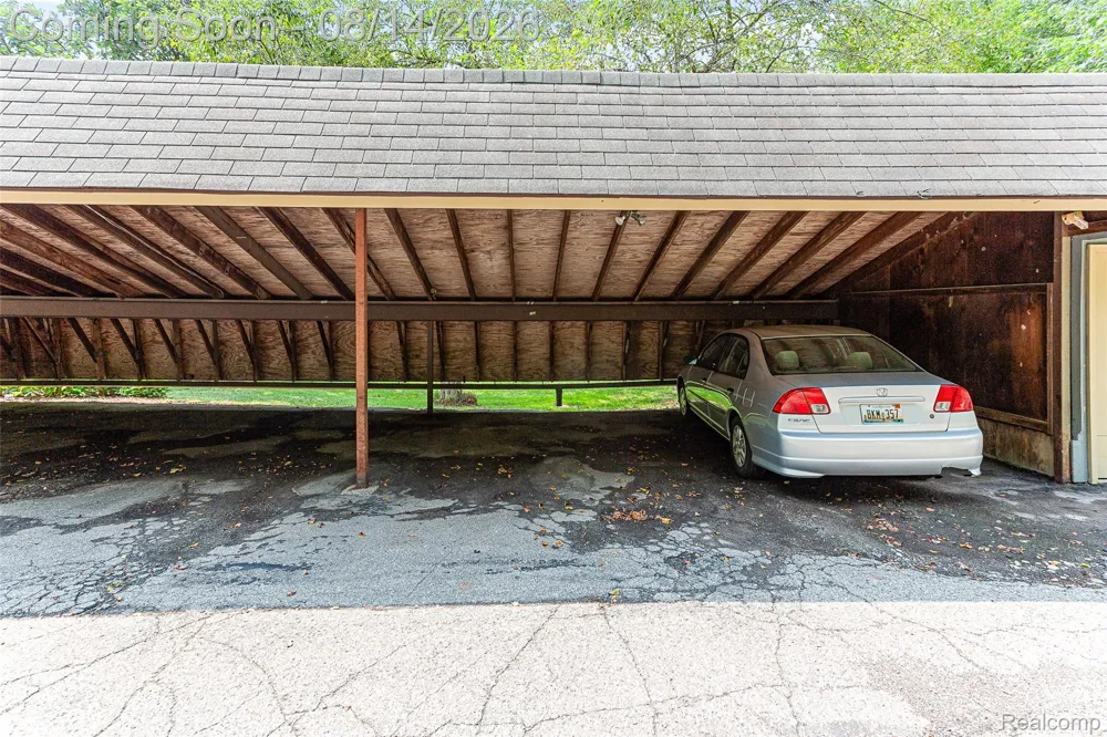 2926 Mount Hope Road #304 Meridian Charter Township, MI 48864