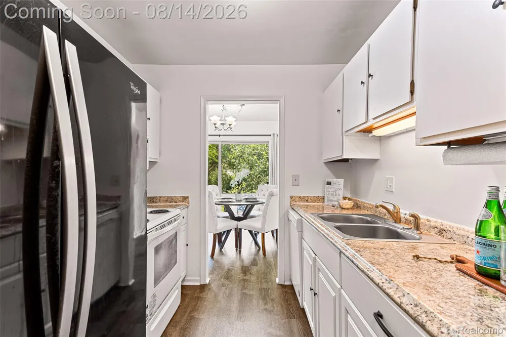 2926 Mount Hope Road #304 Meridian Charter Township, MI 48864