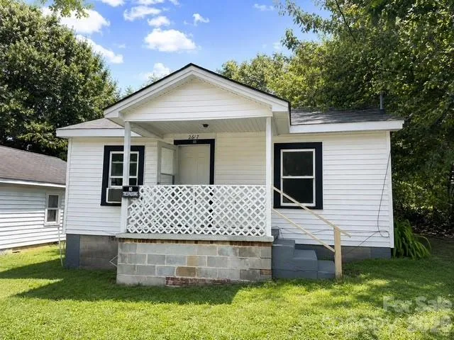 2617 S Calvary Street Gastonia, NC 28052