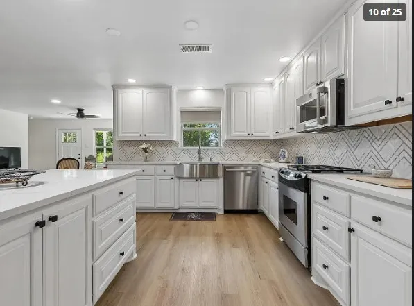 1212 W Murphy Road Colleyville, TX 76034
