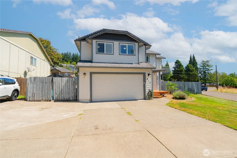 414 3rd Place Kalama, WA 98625