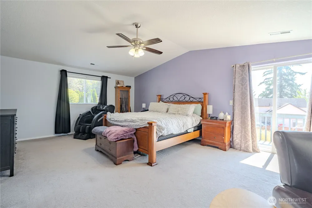 414 3rd Place Kalama, WA 98625