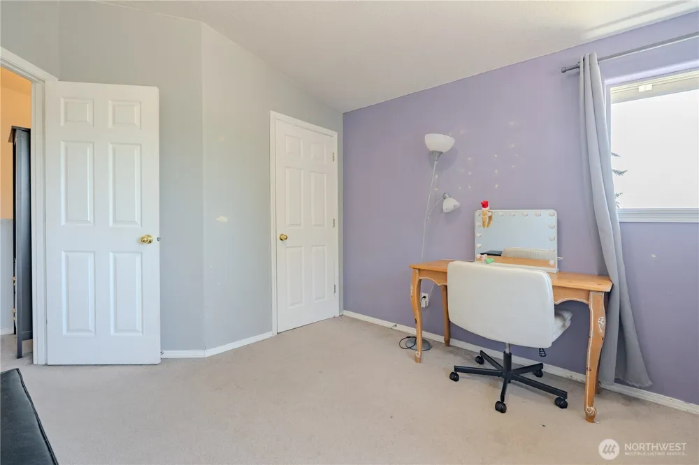 414 3rd Place Kalama, WA 98625