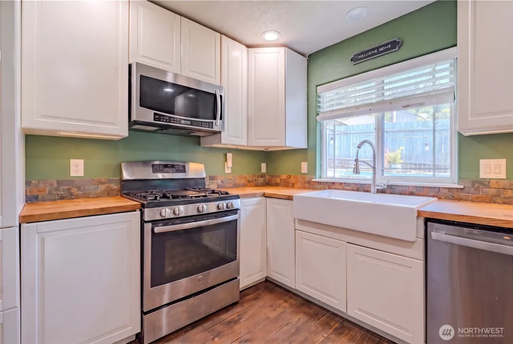 414 3rd Place Kalama, WA 98625
