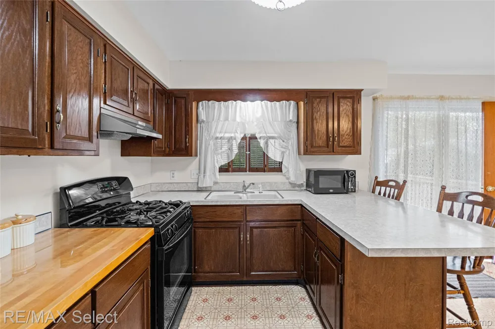 5184 Worchester Drive Swartz Creek City, MI 48473