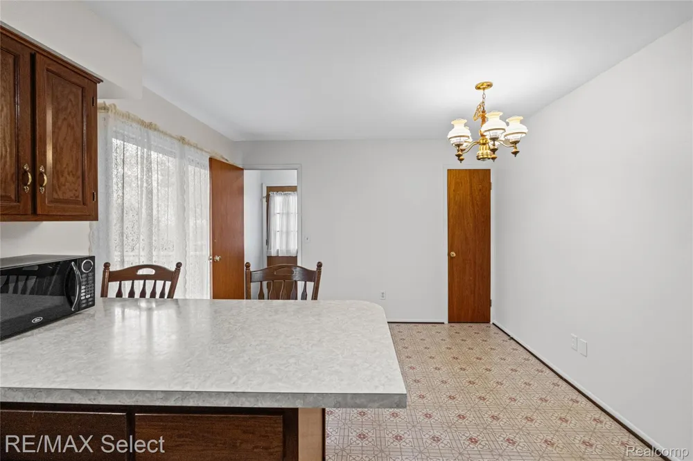 5184 Worchester Drive Swartz Creek City, MI 48473