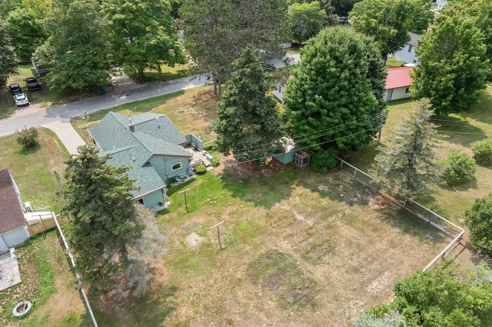 915 Elm Street Frankfort City, MI 49635