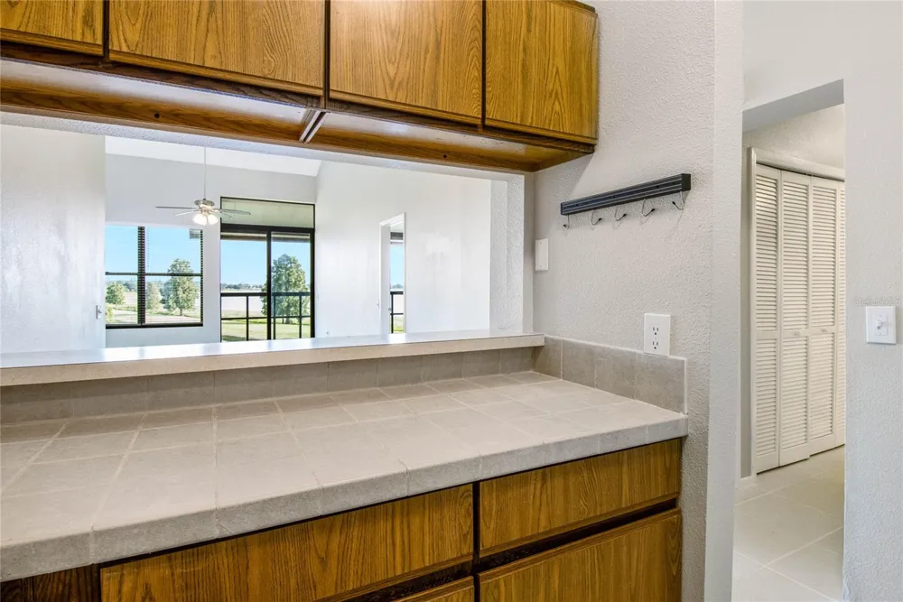 410 LAUREL COVE WAY Winter Haven, FL 33884