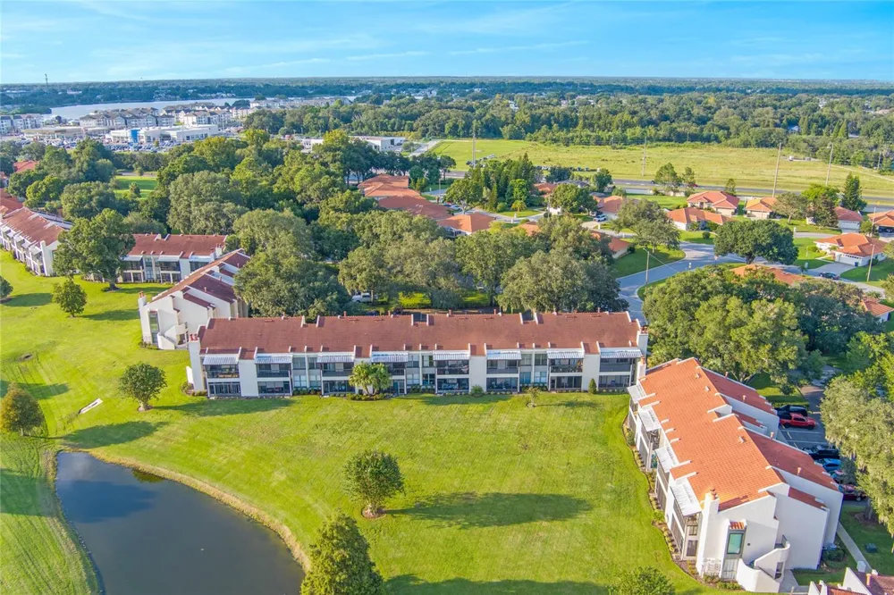410 LAUREL COVE WAY Winter Haven, FL 33884