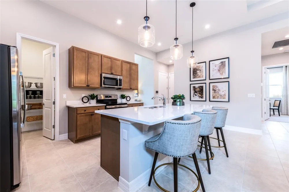 1629 LAKE RESERVE DRIVE Deland, FL 32724