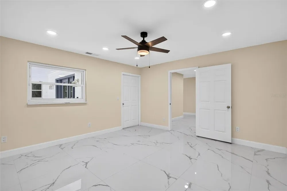 300 SCOTT ROAD Geneva, FL 32732