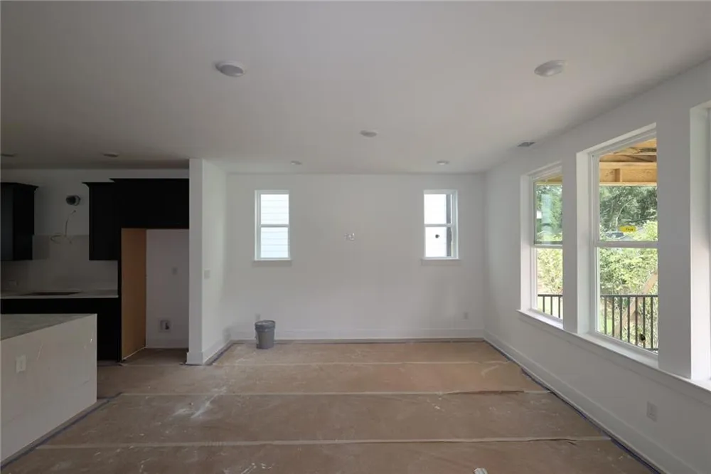744 Auguste Avenue Scottdale, GA 30079