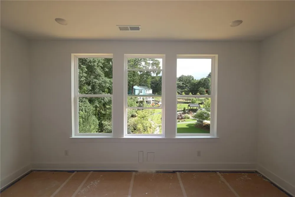 744 Auguste Avenue Scottdale, GA 30079
