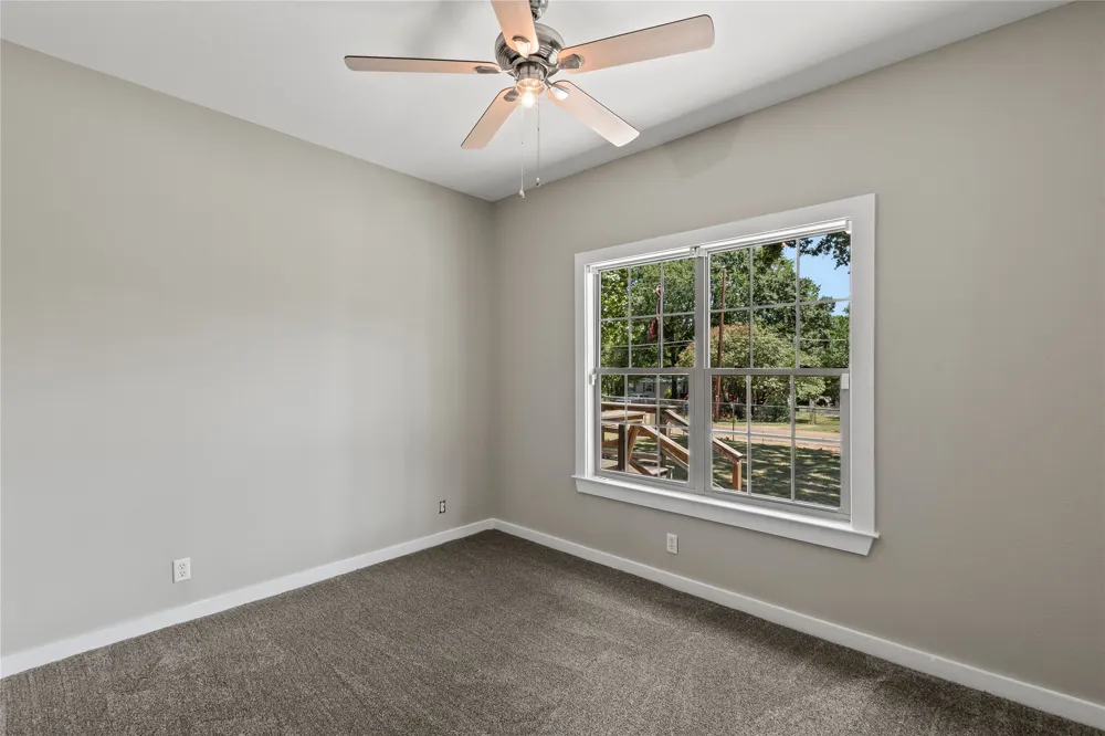 109 Bayview Street Gun Barrel City, TX 75156