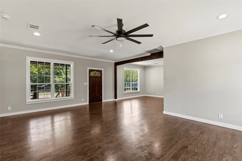 109 Bayview Street Gun Barrel City, TX 75156