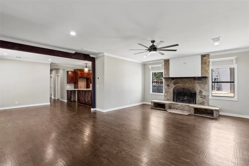 109 Bayview Street Gun Barrel City, TX 75156