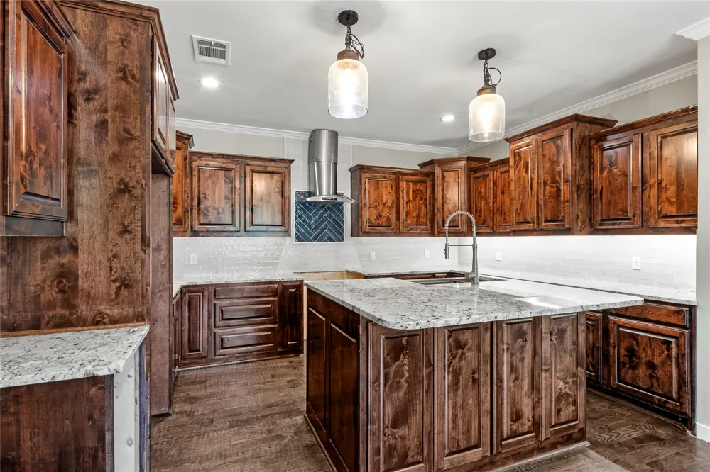 109 Bayview Street Gun Barrel City, TX 75156