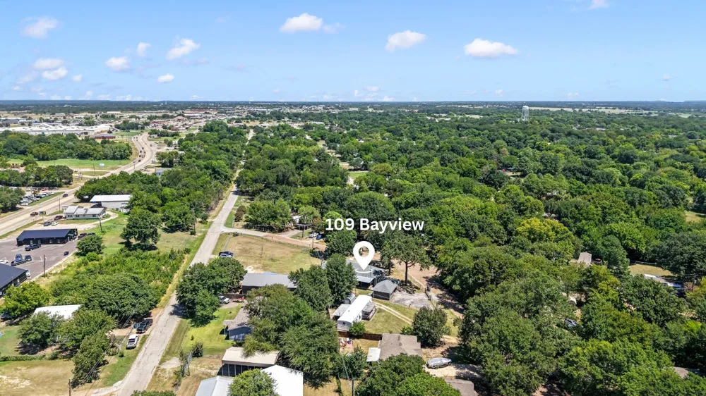 109 Bayview Street Gun Barrel City, TX 75156