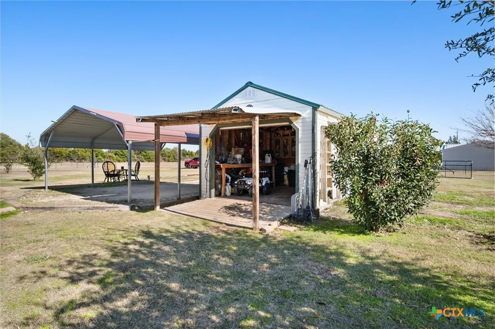 16857 FM 709 E Purdon, TX 76679