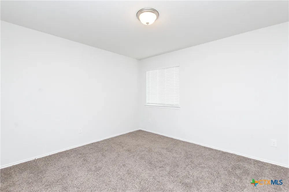 2033 Mallard Court Copperas Cove, TX 76522