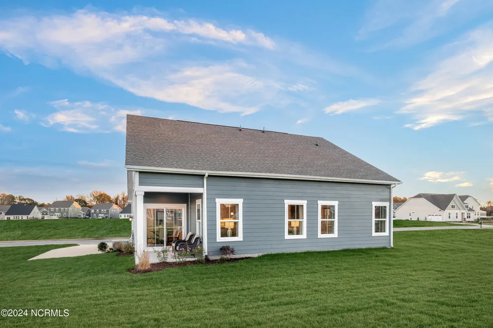 625 Delia Circle Navassa, NC 28451