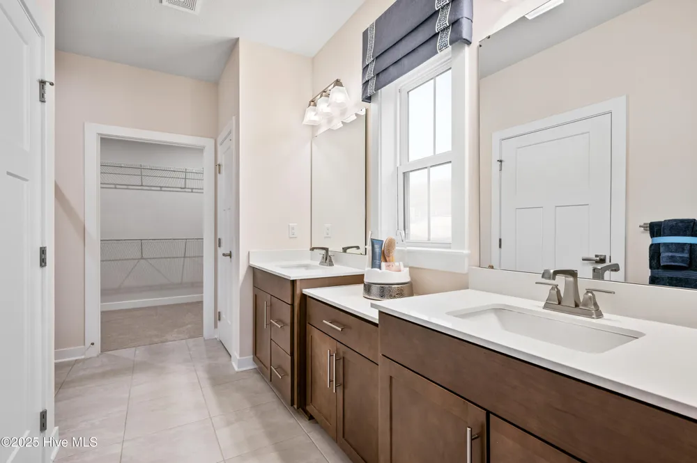629 Delia Circle Navassa, NC 28451