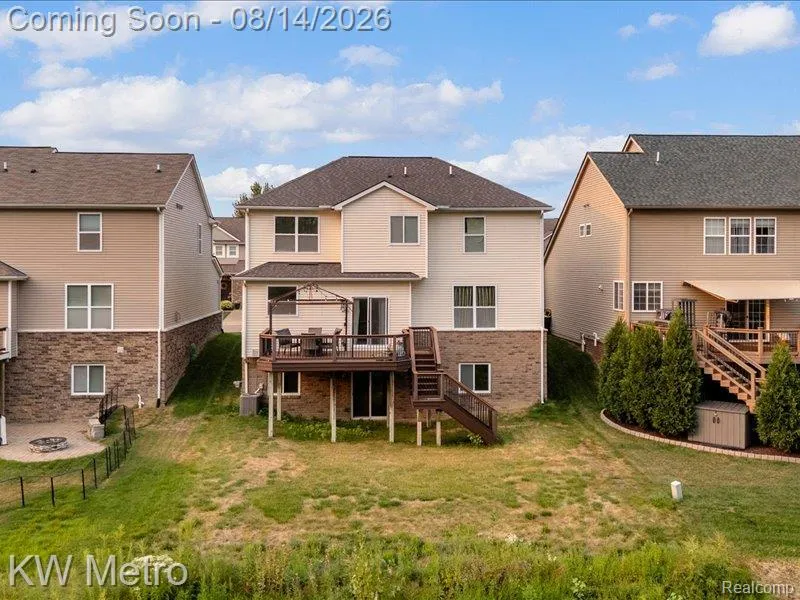 27315 Victoria Road Novi City, MI 48374