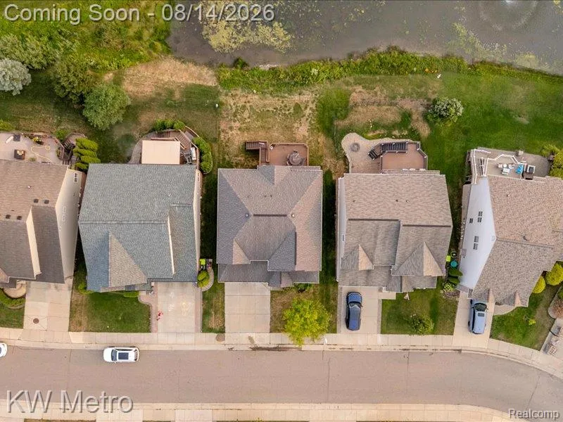 27315 Victoria Road Novi City, MI 48374