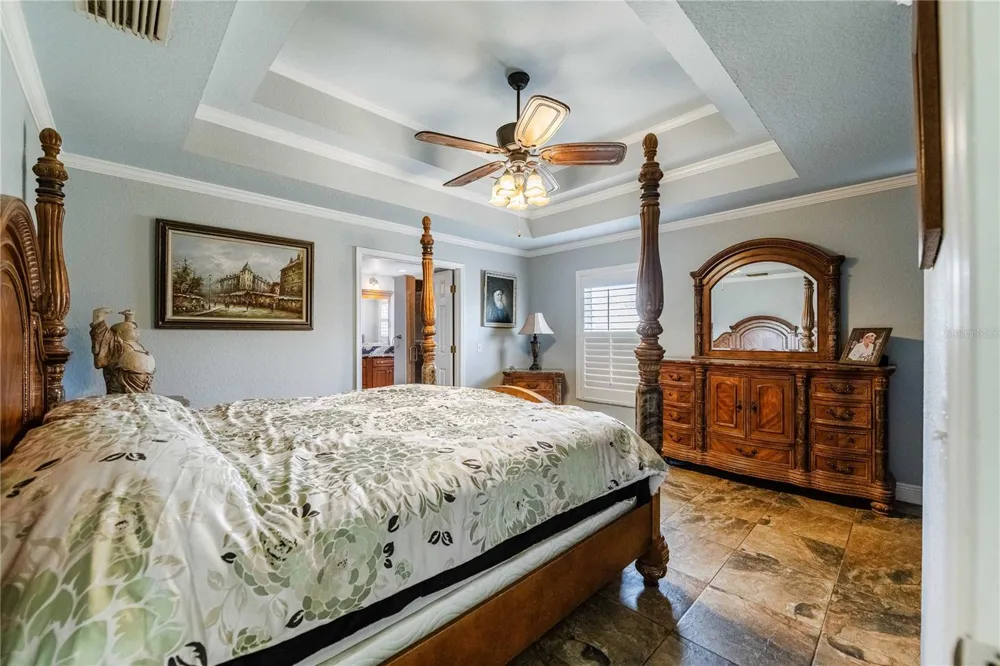 205 THOMAS COURT Winter Haven, FL 33880