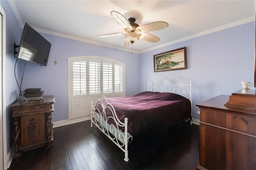 205 THOMAS COURT Winter Haven, FL 33880