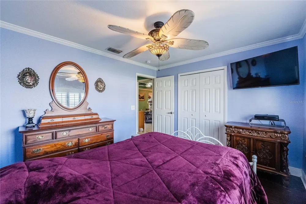 205 THOMAS COURT Winter Haven, FL 33880