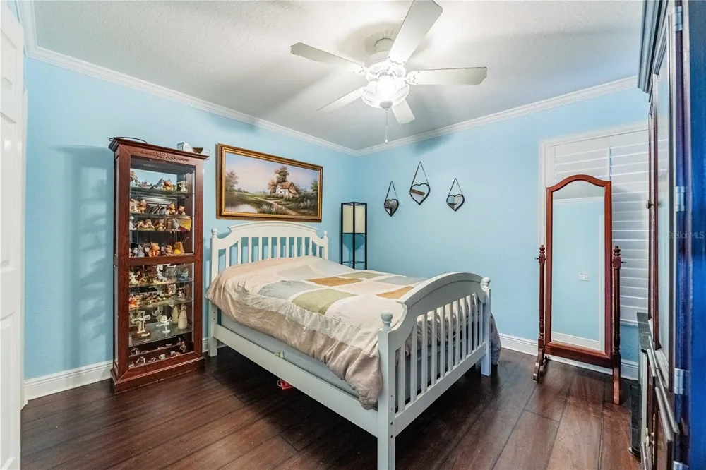 205 THOMAS COURT Winter Haven, FL 33880